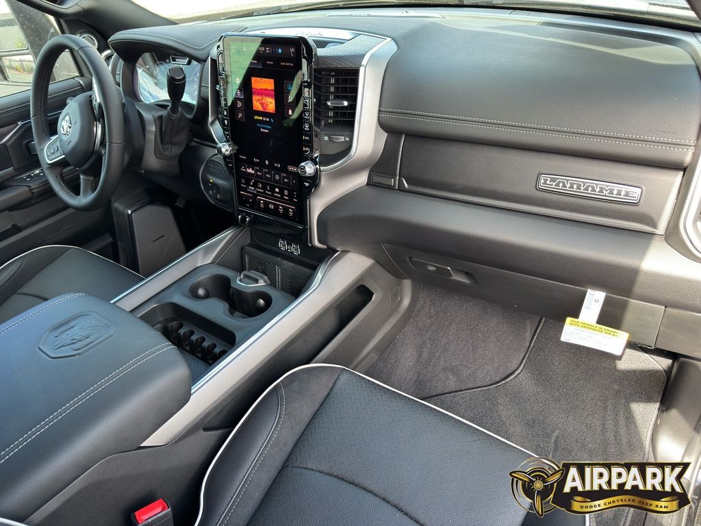 New 2026 Diamond Black Crystal Pearlcoat Ram Laramie image 11