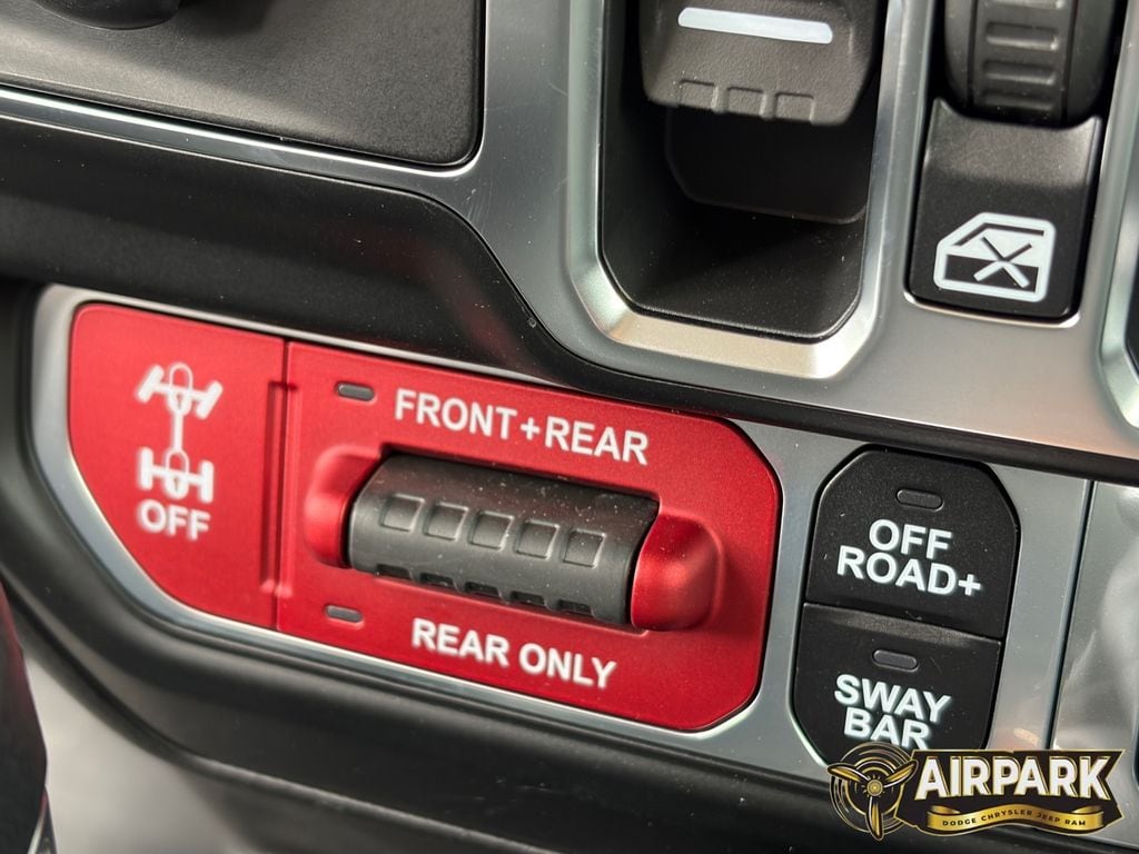 New 2026 Reign Jeep Rubicon image 28
