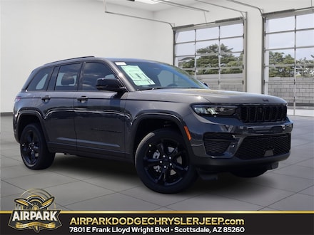2025 Jeep Grand Cherokee Laredo Sport Utility