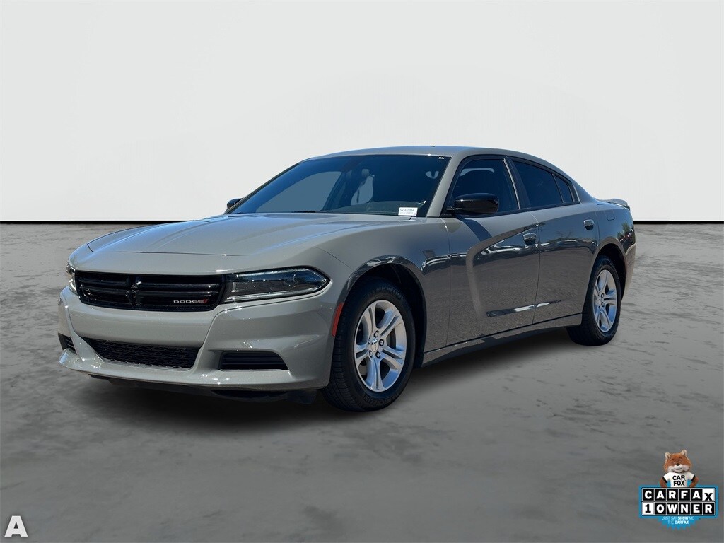2023 Dodge Charger SXT photo 2