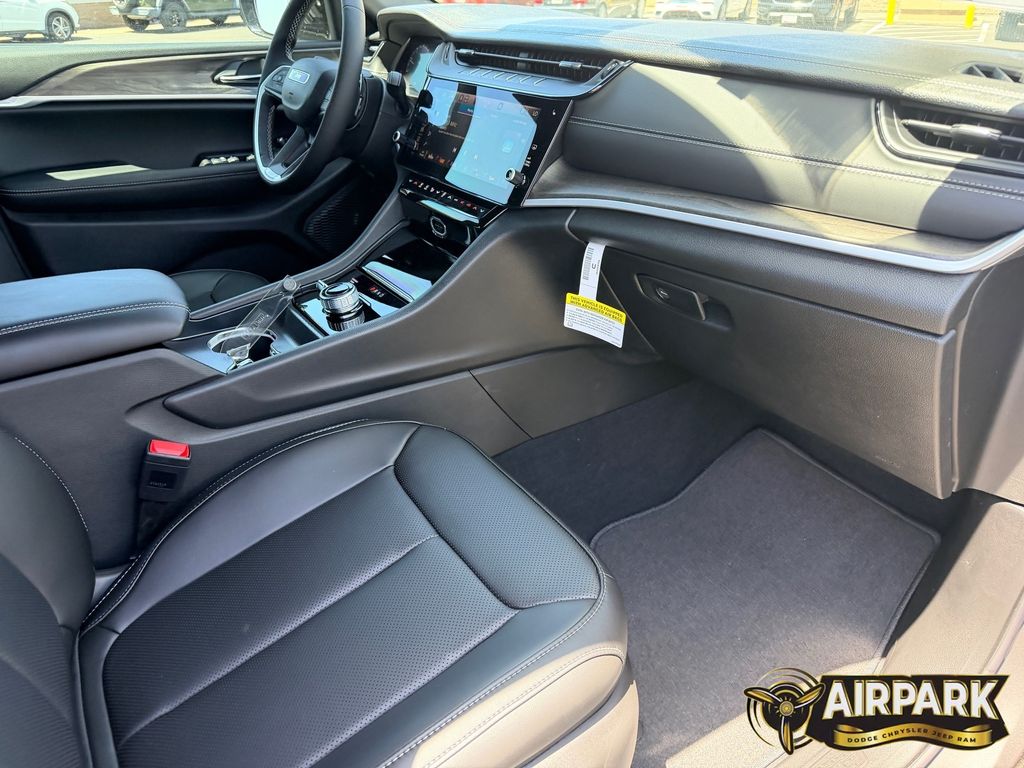 New 2026 Baltic Gray Jeep Limited image 11