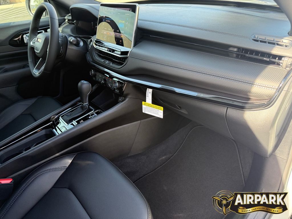 New 2026 Bright White Jeep Limited image 29