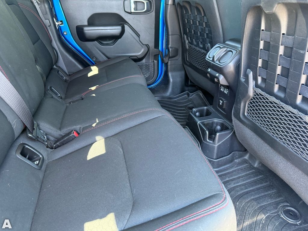 Used 2021 Hydro Blue Pearlcoat Jeep Rubicon image 28