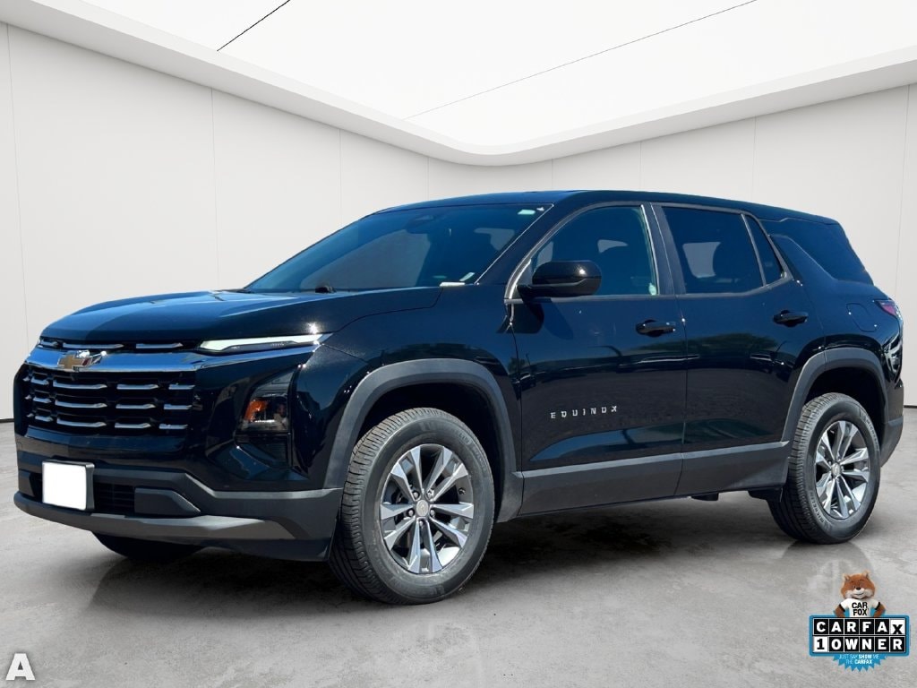 Used 2025 Mosaic Black Metallic Chevrolet LT image 2