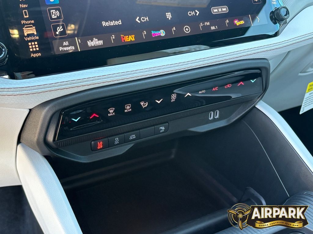 New 2026 Sting-Gray Jeep Laredo/Limited image 17