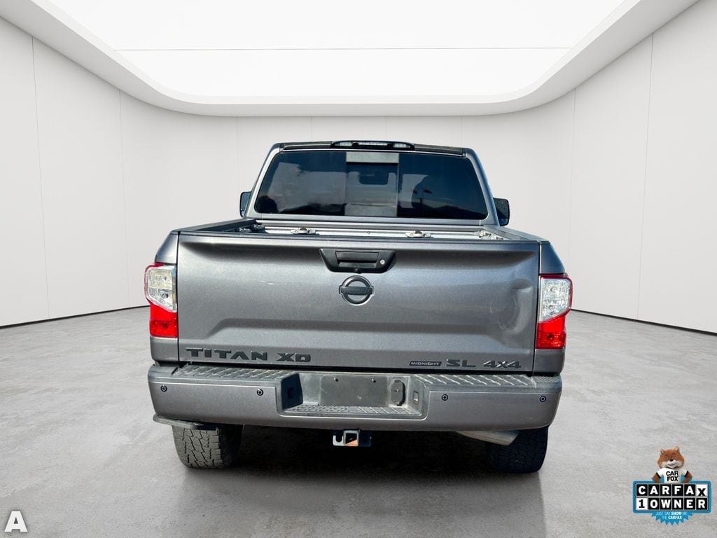 Used 2019 Gun Metallic Nissan SL image 9