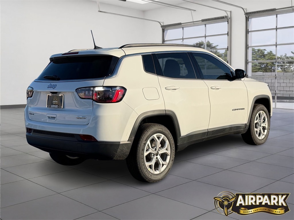 New 2026 Jeep Compass Latitude Sport Utility