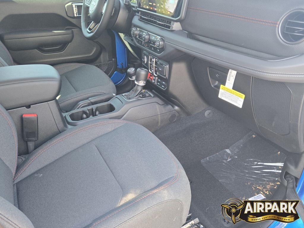 New 2025 Hydro Blue Pearlcoat Jeep Rubicon image 11