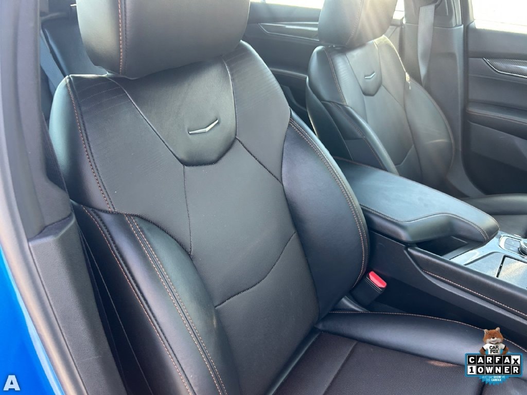 Used 2025 Coastal Blue Metallic Cadillac V-Series image 11