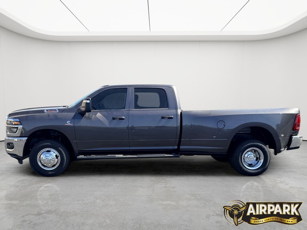 New 2026 Granite Crystal Ram Tradesman image 4