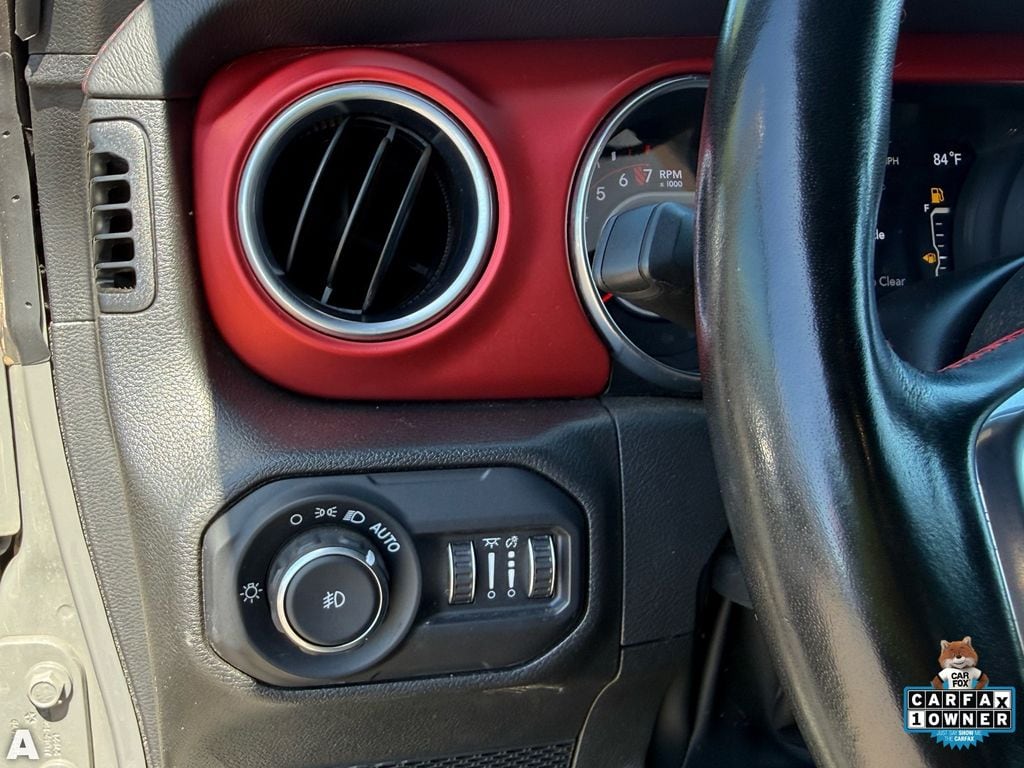 Used 2022 Sting-Gray Clearcoat Jeep Rubicon image 14