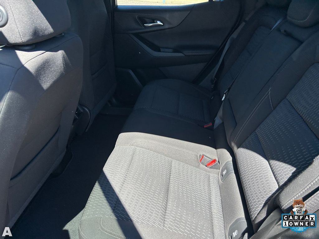 Used 2025 Mosaic Black Metallic Chevrolet LT image 17