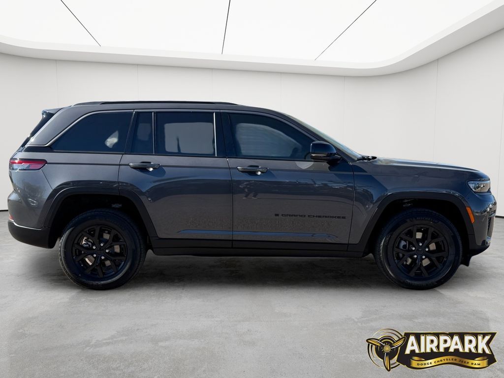 New 2026 Baltic Gray Jeep Laredo image 8