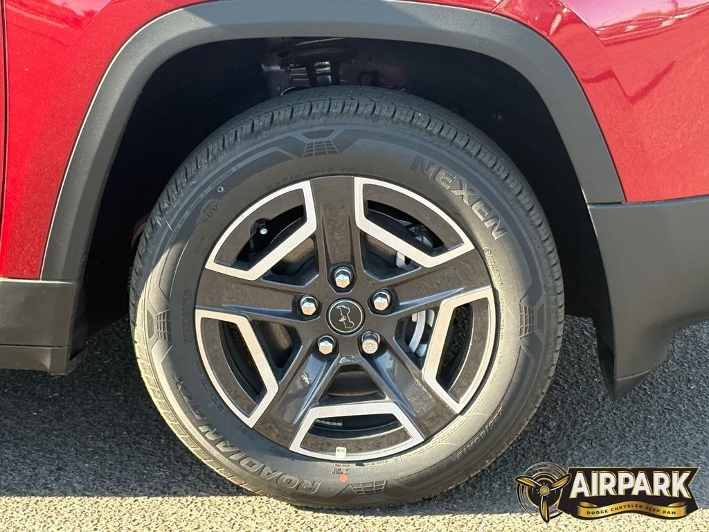 New 2026 Red Hot Pearlcoat Jeep Laredo/Limited image 9