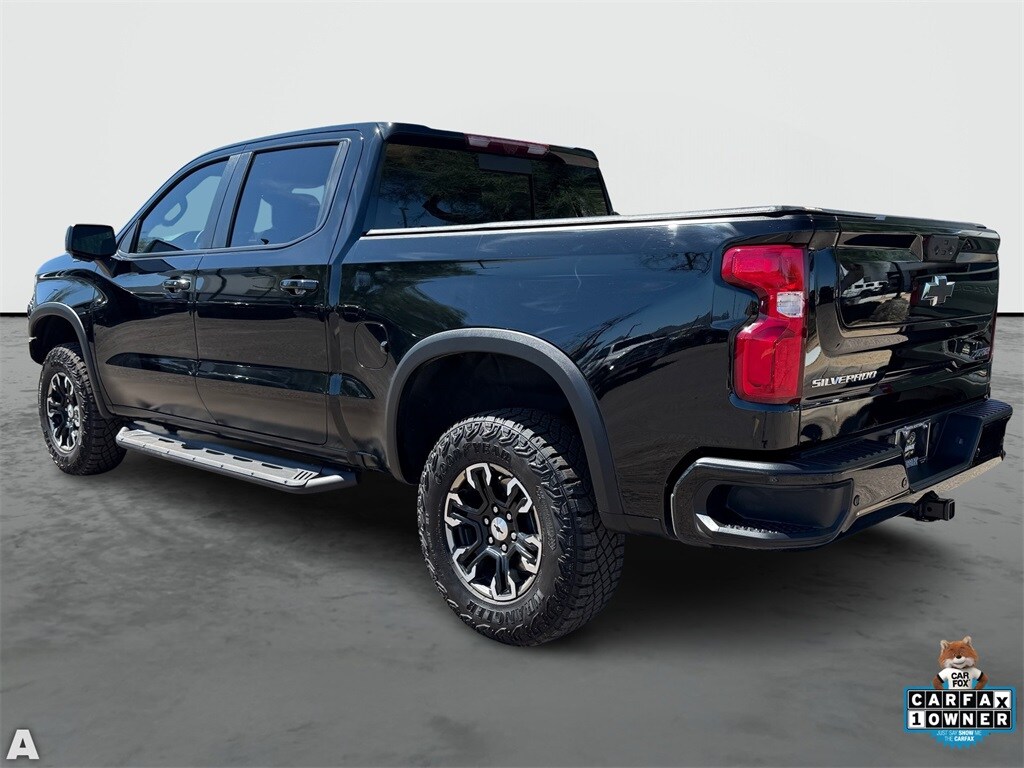 2025 Chevrolet Silverado 1500 ZR2 photo 3