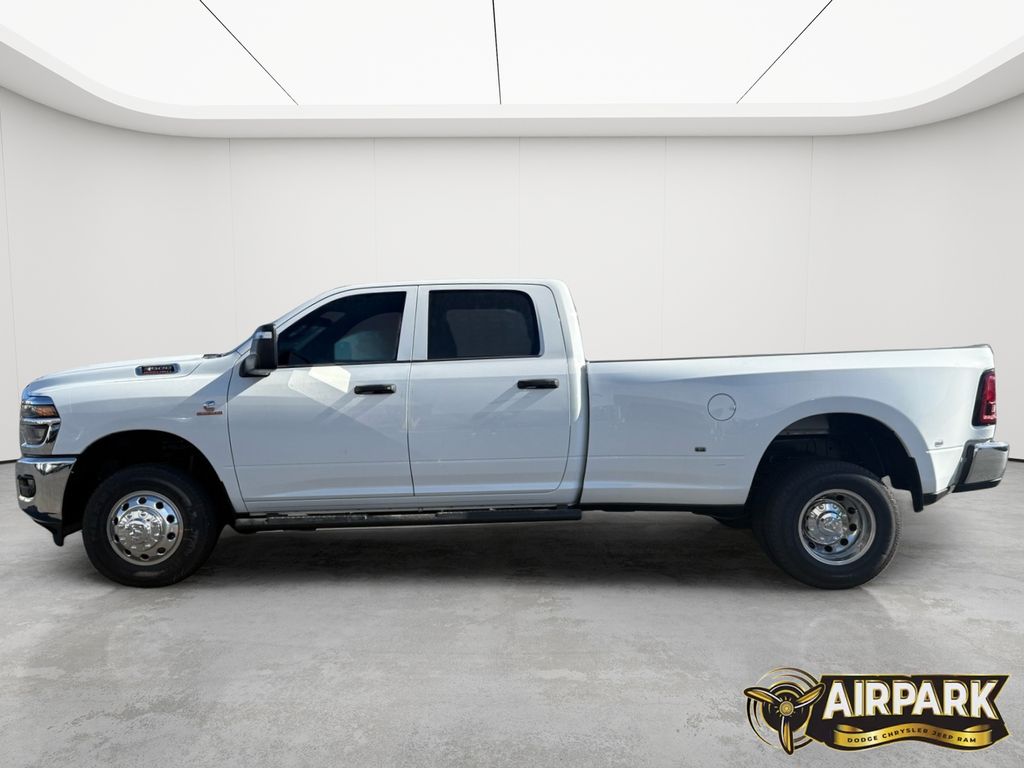 New 2026 Bright White Ram Tradesman image 8