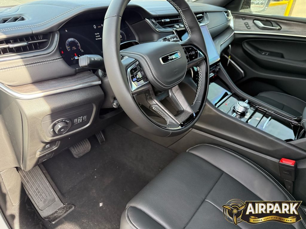 New 2025 Bright White Jeep Overland image 11