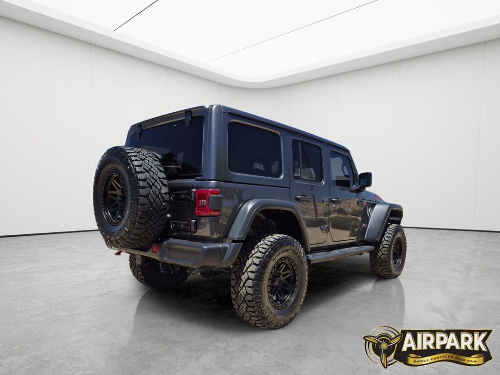 New 2026 Granite Crystal Jeep Rubicon image 4