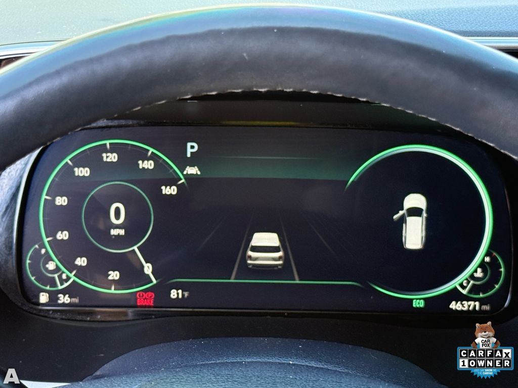 Used 2022 Abyss Black Pearl Hyundai Limited image 18