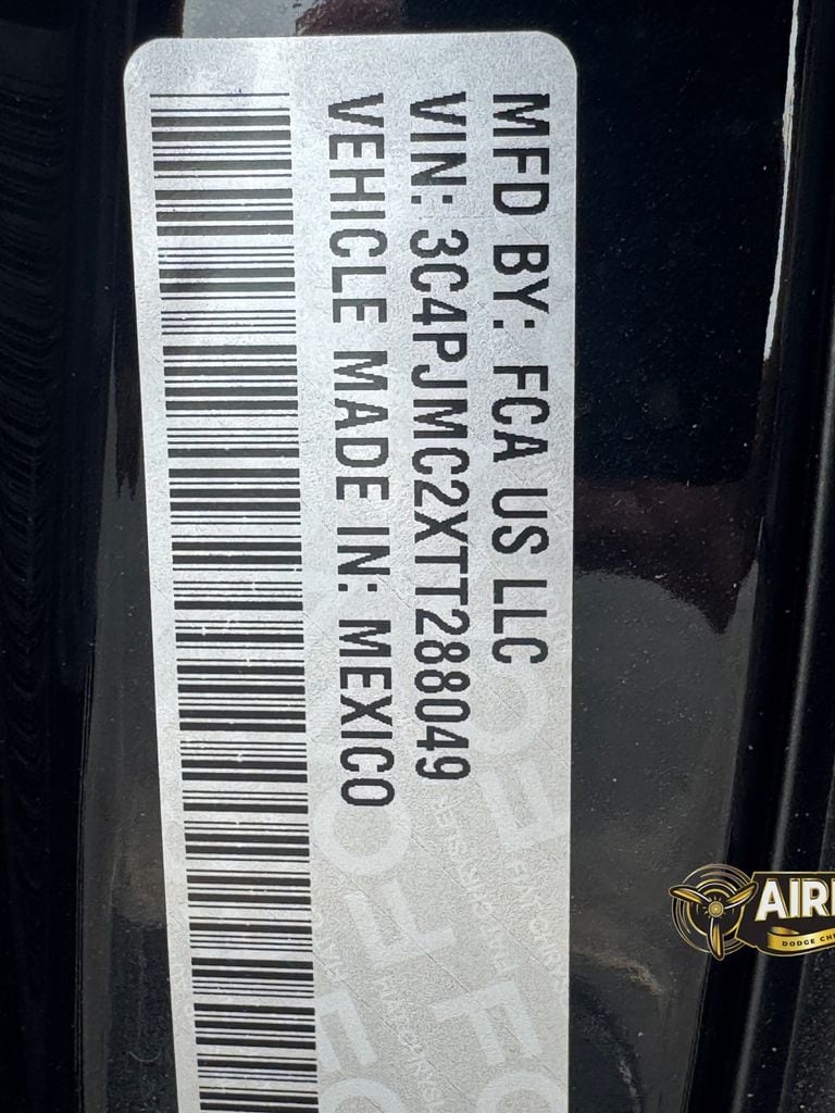 New 2026 Diamond Black Crystal Pearlcoat Jeep Overland image 33