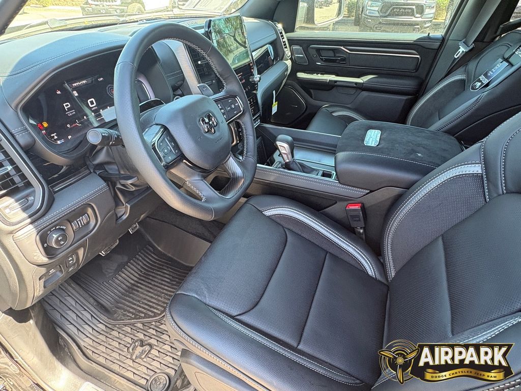 New 2026 Diamond Black Crystal Pearlcoat Ram RHO image 15