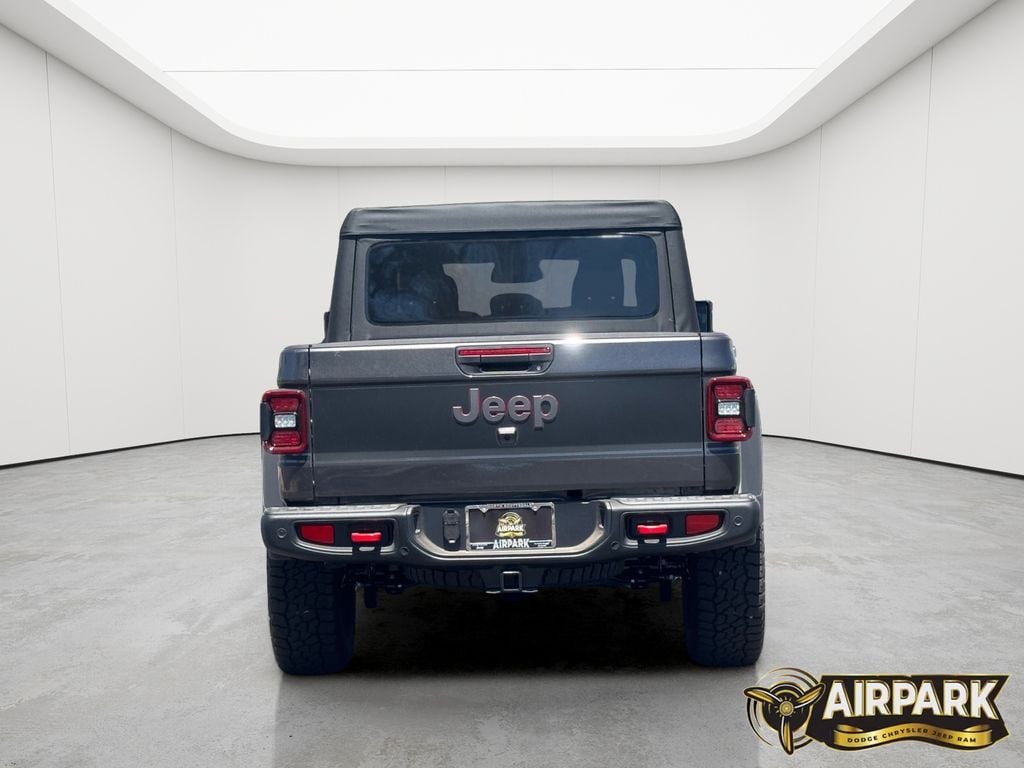 New 2026 Granite Crystal Jeep Rubicon image 5