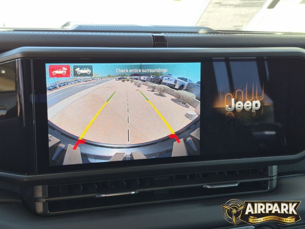 New 2026 Granite Crystal Jeep Rubicon image 24