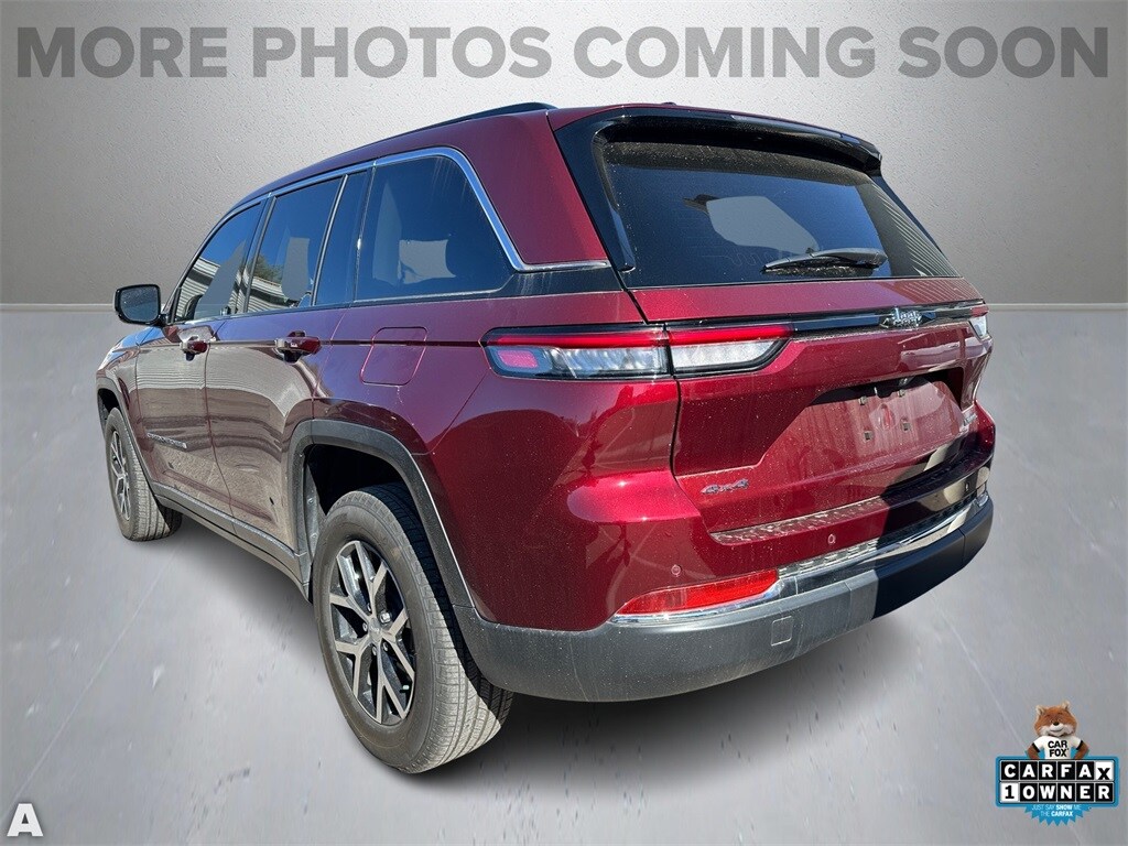 2023 Jeep Grand Cherokee Limited photo 3