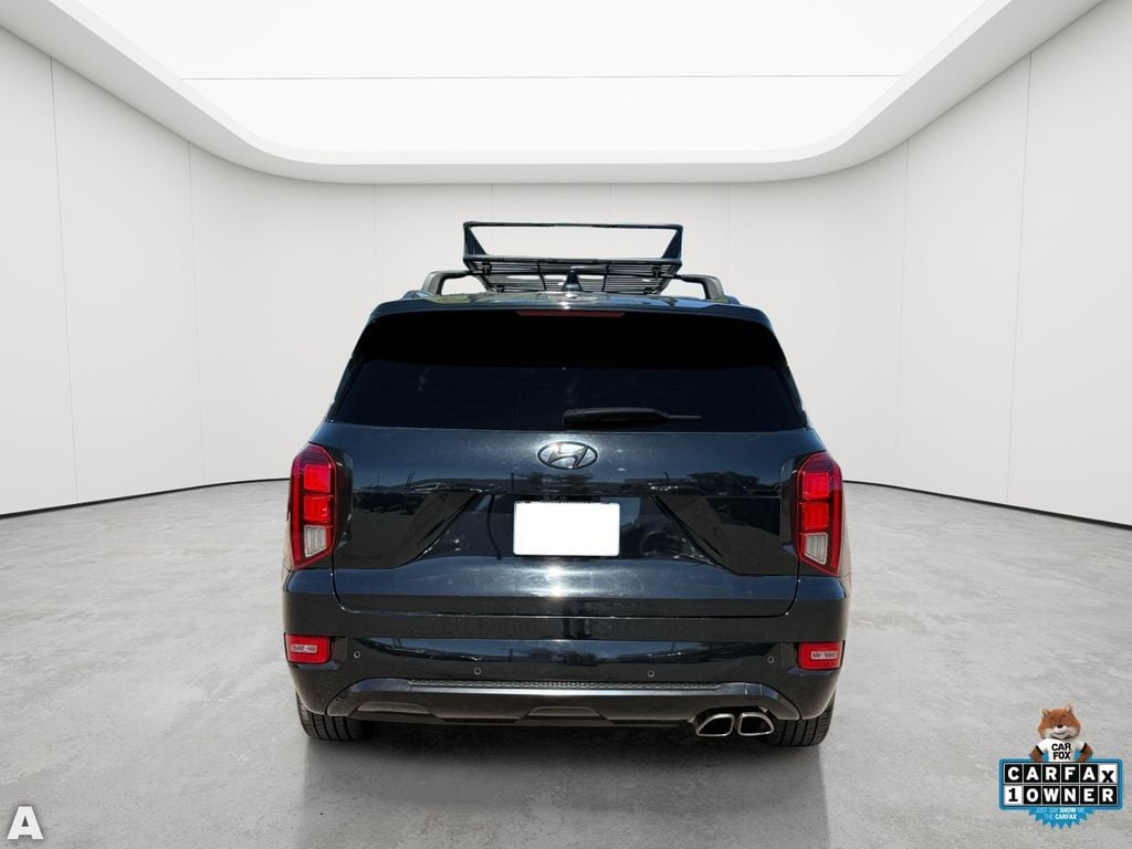 Used 2022 Abyss Black Pearl Hyundai Limited image 6