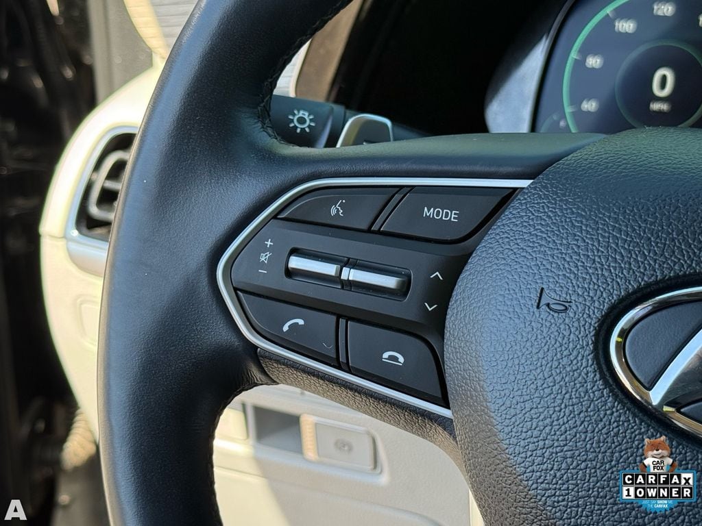 Used 2022 Abyss Black Pearl Hyundai Limited image 16