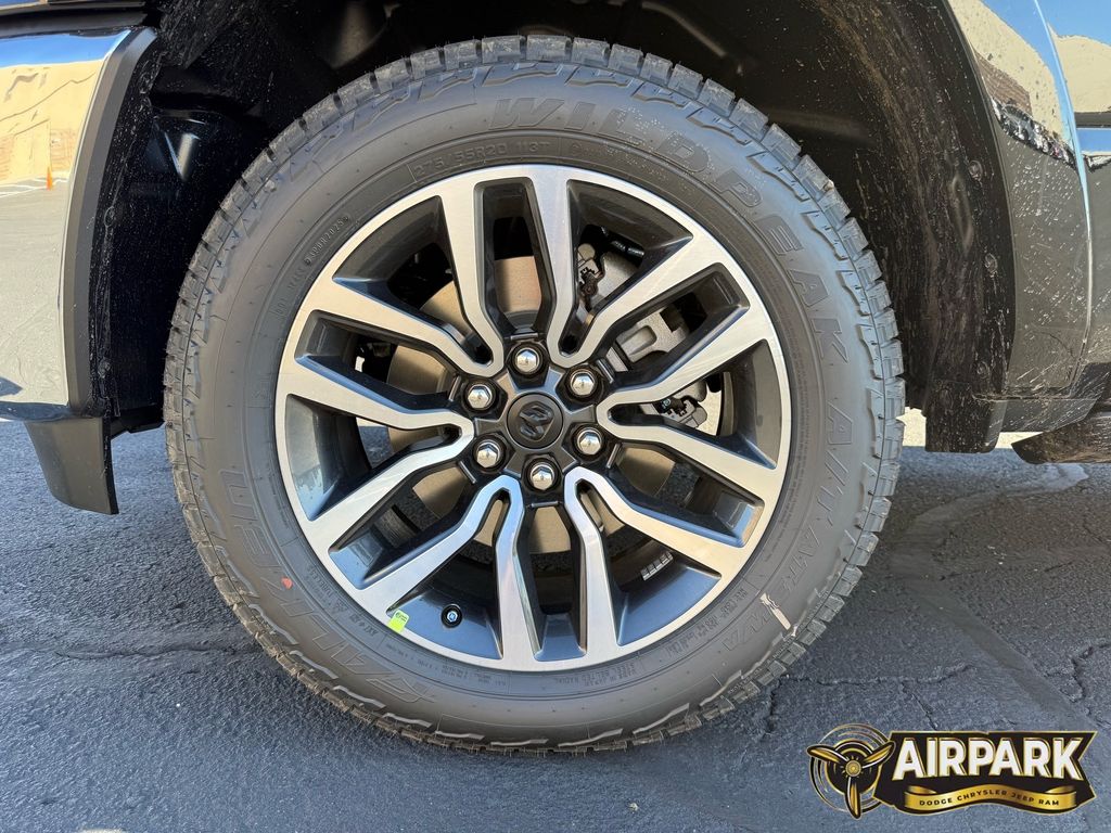 New 2026 Diamond Black Crystal Pearlcoat Ram Limited image 10