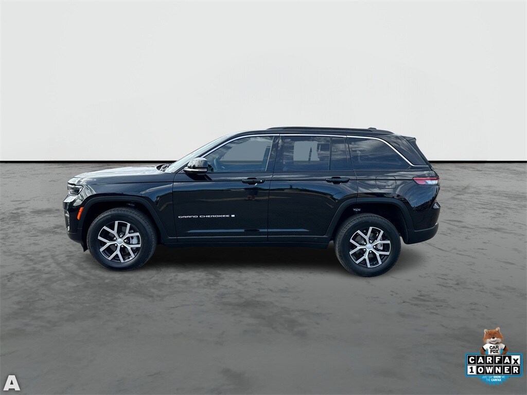 2024 Jeep Grand Cherokee Limited photo 2