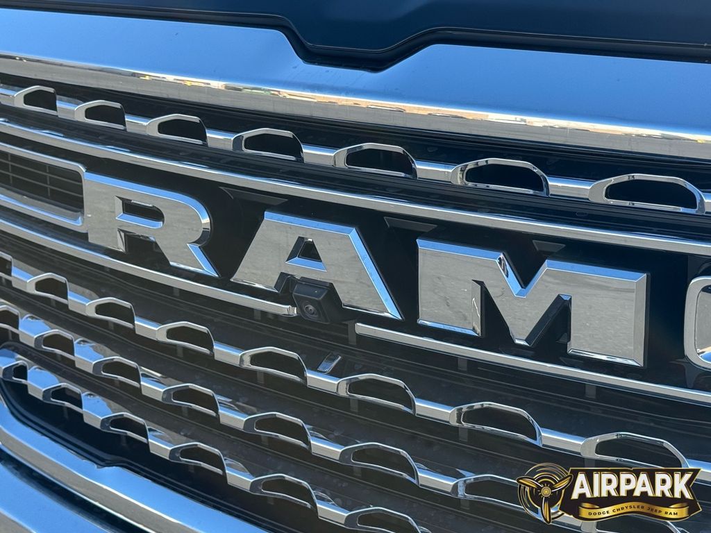 New 2026 Diamond Black Crystal Pearlcoat Ram Limited image 12