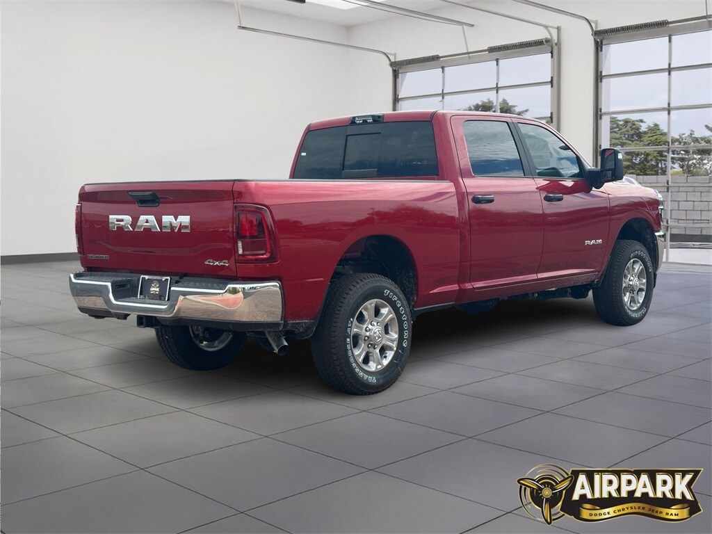 2026 Ram 2500 Big Horn photo 4