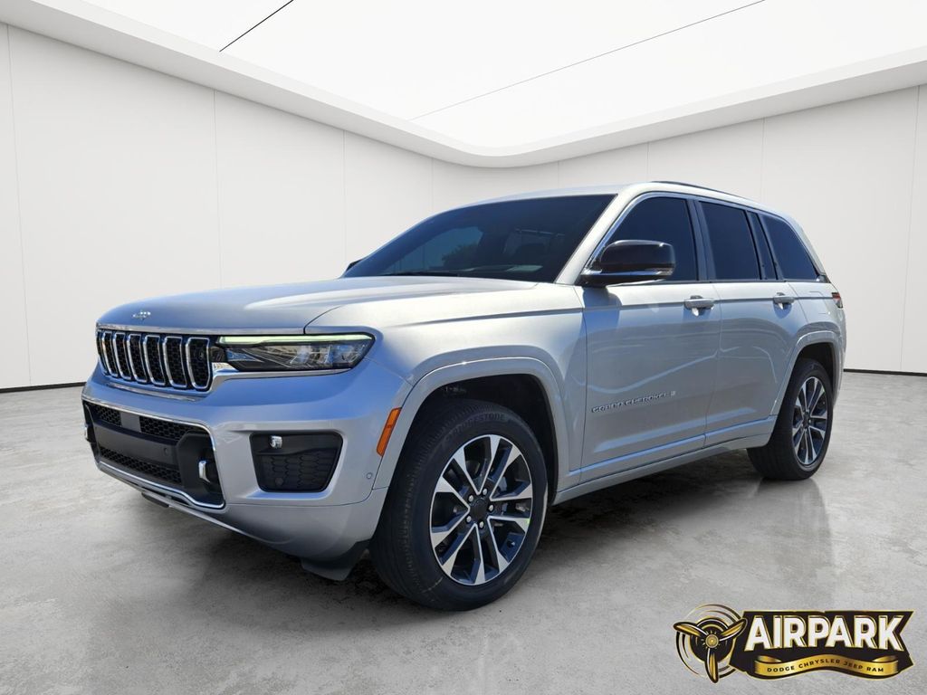 New 2025 Silver Zynith Jeep Overland image 8