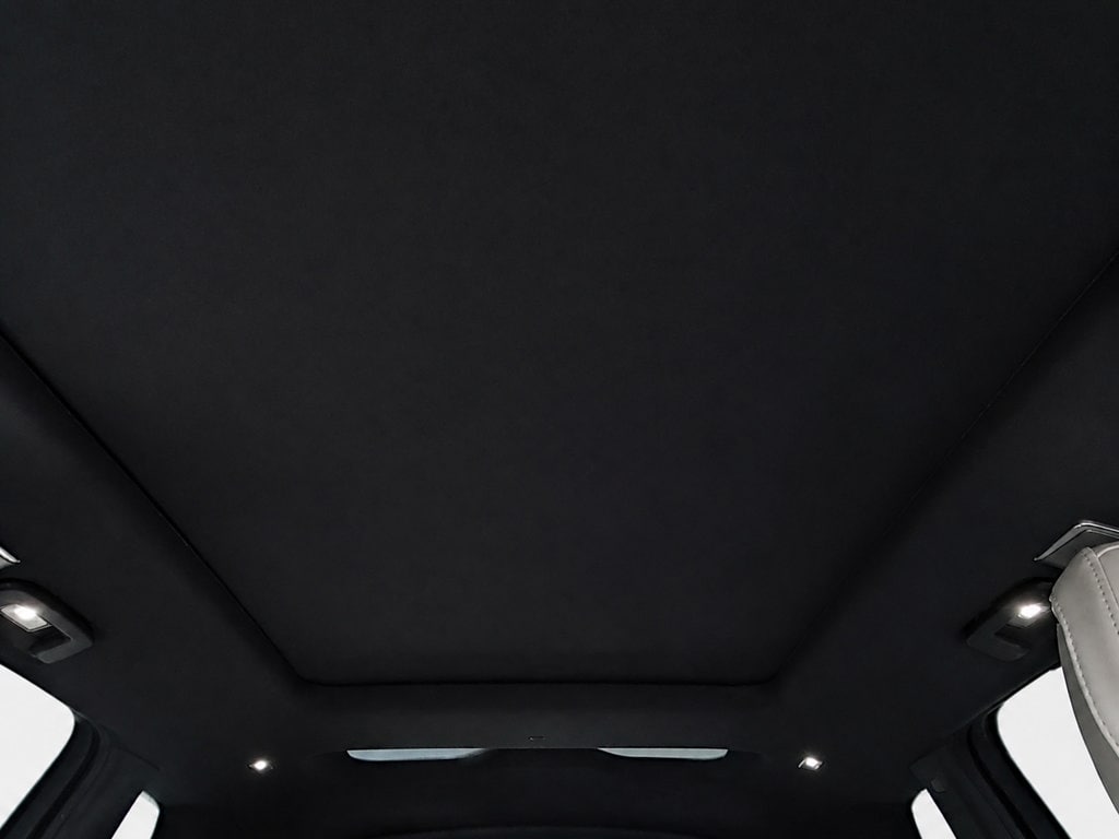 2026 Cadillac VISTIQ Luxury - Photo 16