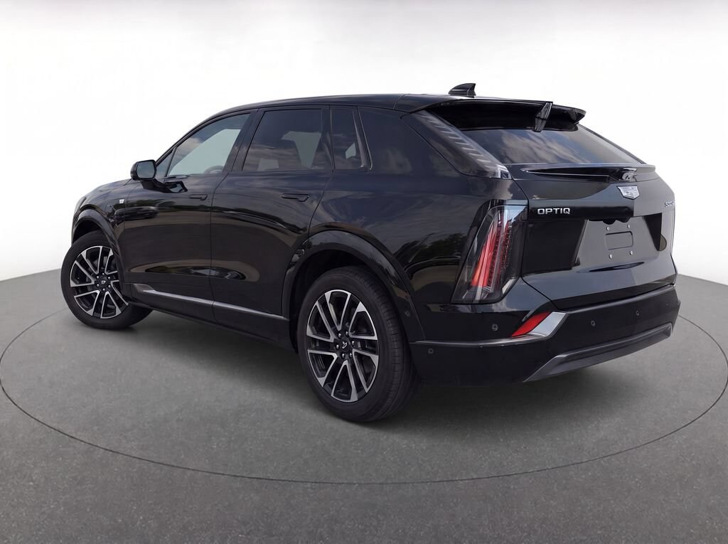 New 2025 CADILLAC OPTIQ Sport 2 SUV
