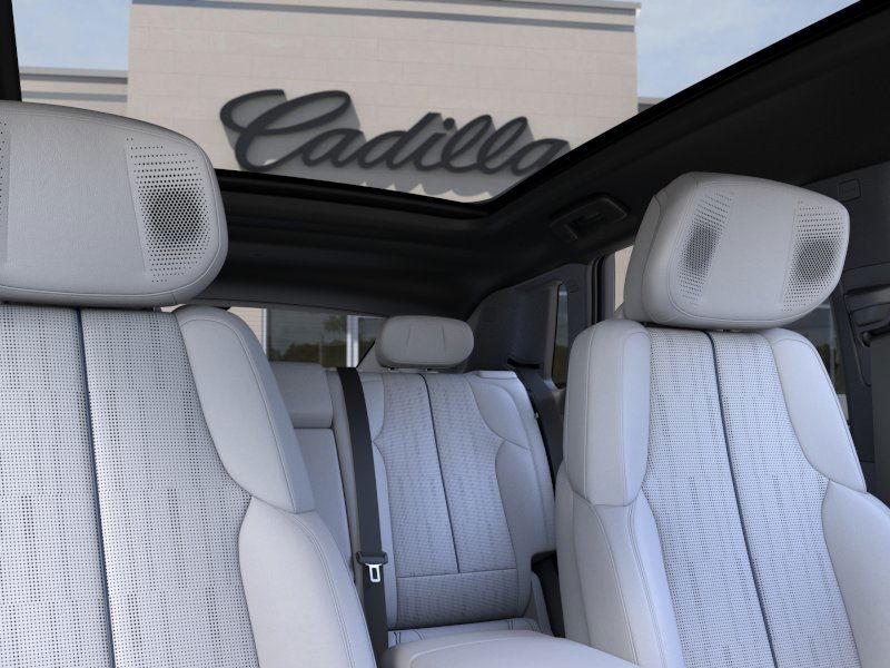 2025 Cadillac LYRIQ Luxury 3 - Photo 24