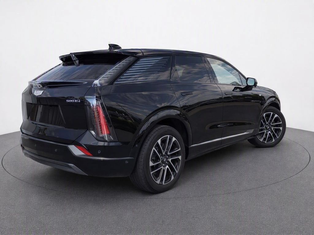 New 2025 CADILLAC OPTIQ Sport 2 SUV