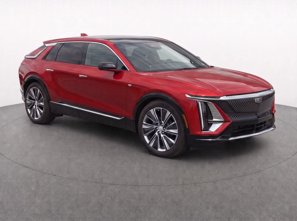 New 2025 CADILLAC LYRIQ Luxury 3 SUV