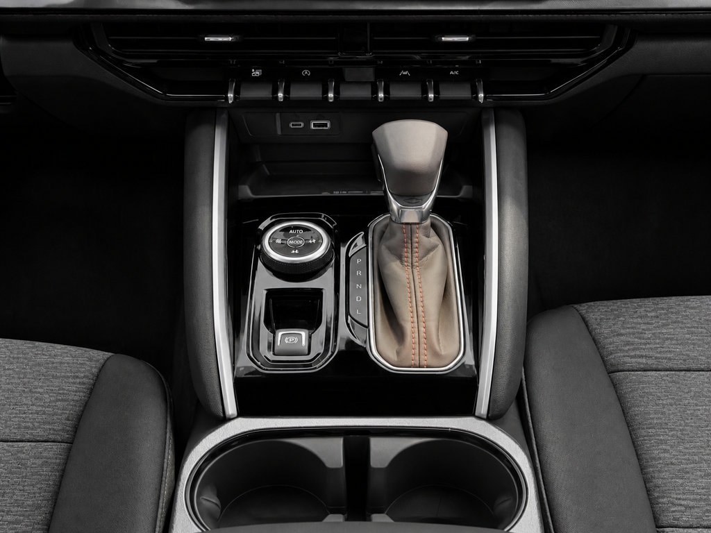 2026 Chevrolet Colorado Z71 - Photo 19