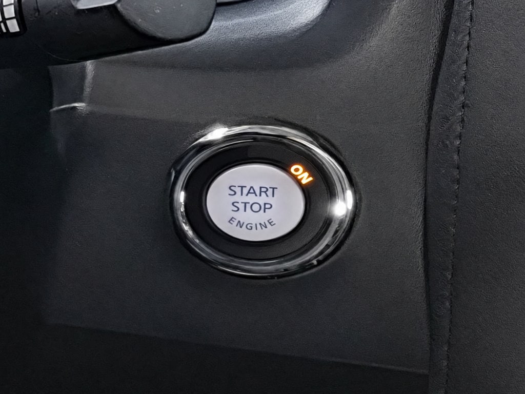 2022 Nissan Armada SV - Photo 14