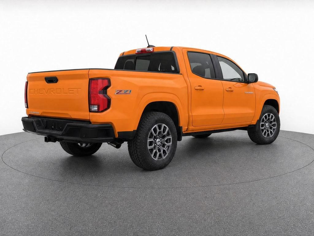2026 Chevrolet Colorado Z71 - Photo 4