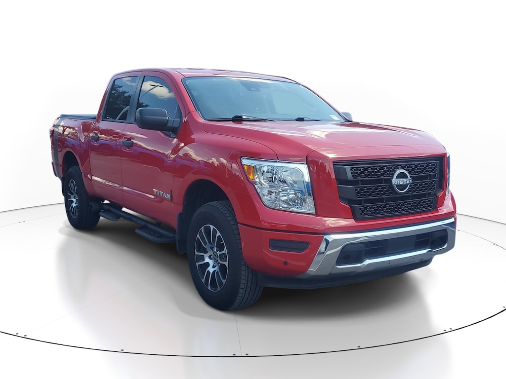 Used 2024 Nissan Titan SV Truck Crew Cab
