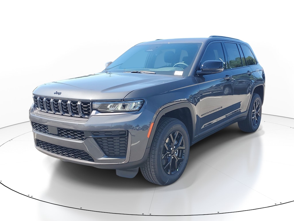 New 2026 Jeep Grand Cherokee Laredo Altitude Laredo Altitude 4x2
