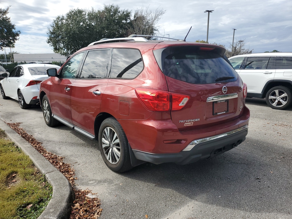 Used 2017 Nissan Pathfinder SL SUV