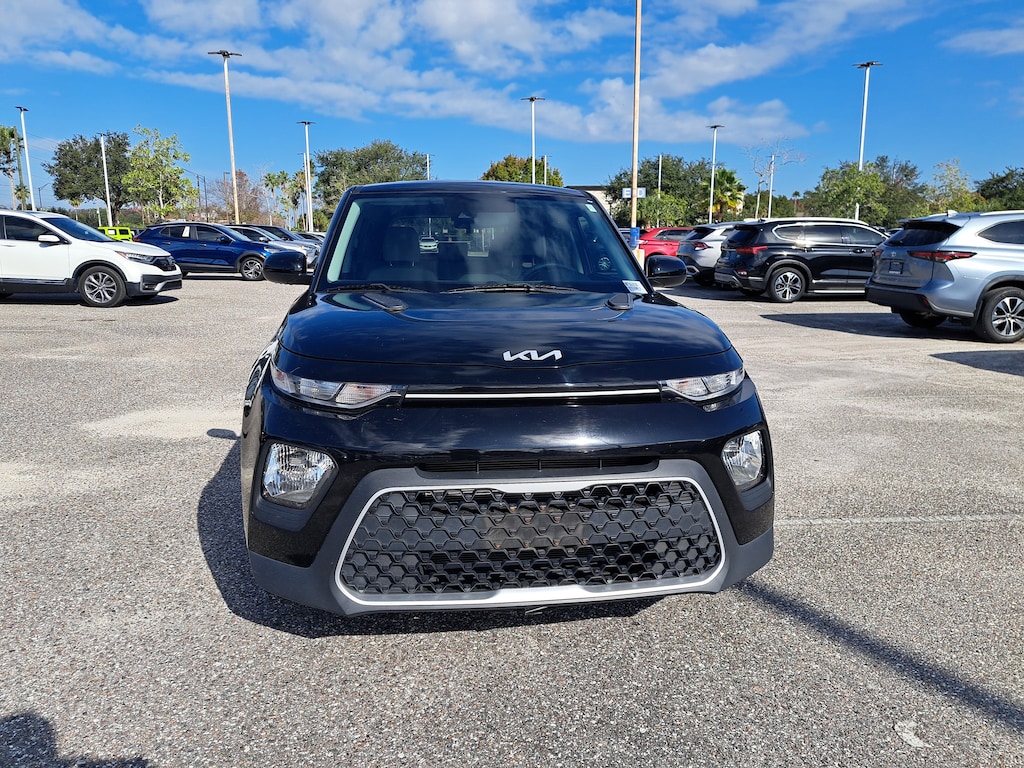 Used 2022 Kia Soul LX Hatchback