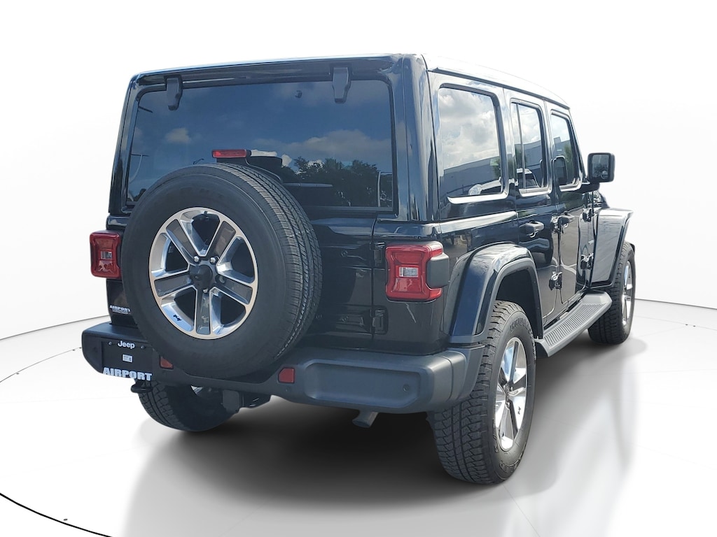 Used 2019 Jeep Wrangler Unlimited Sahara 4x4 SUV