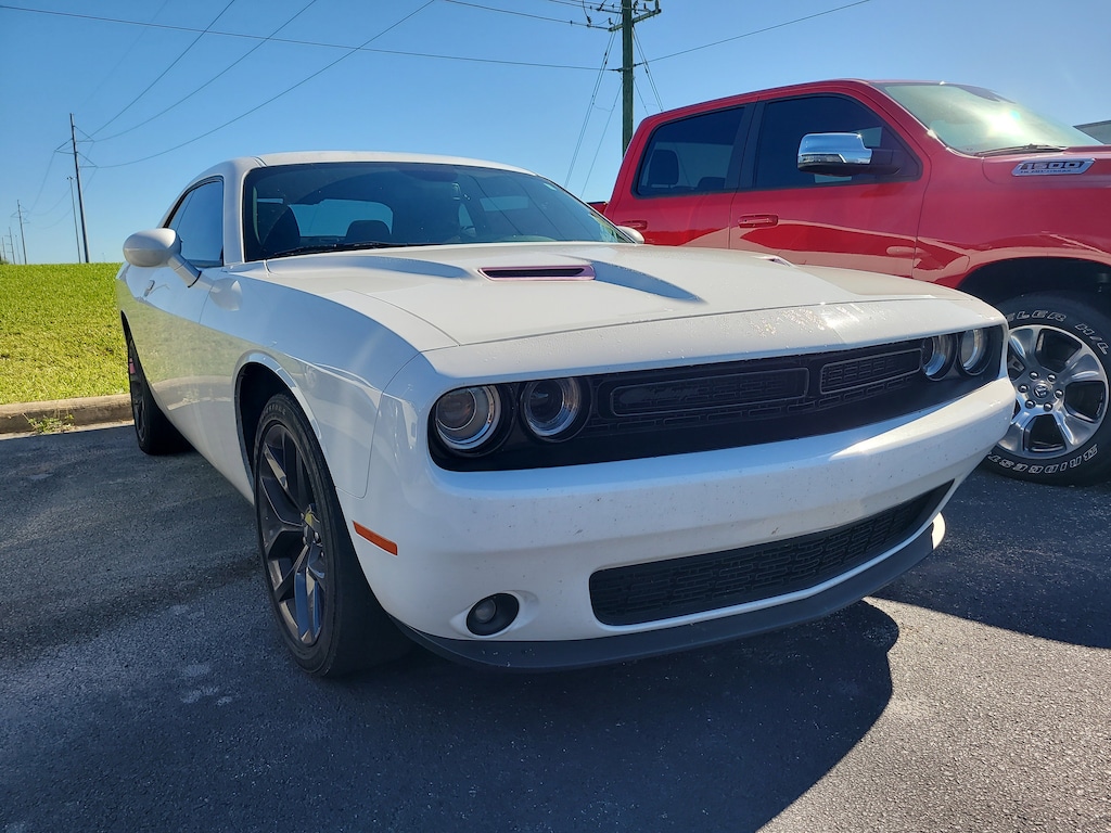 Used 2022 Dodge Challenger SXT Coupe