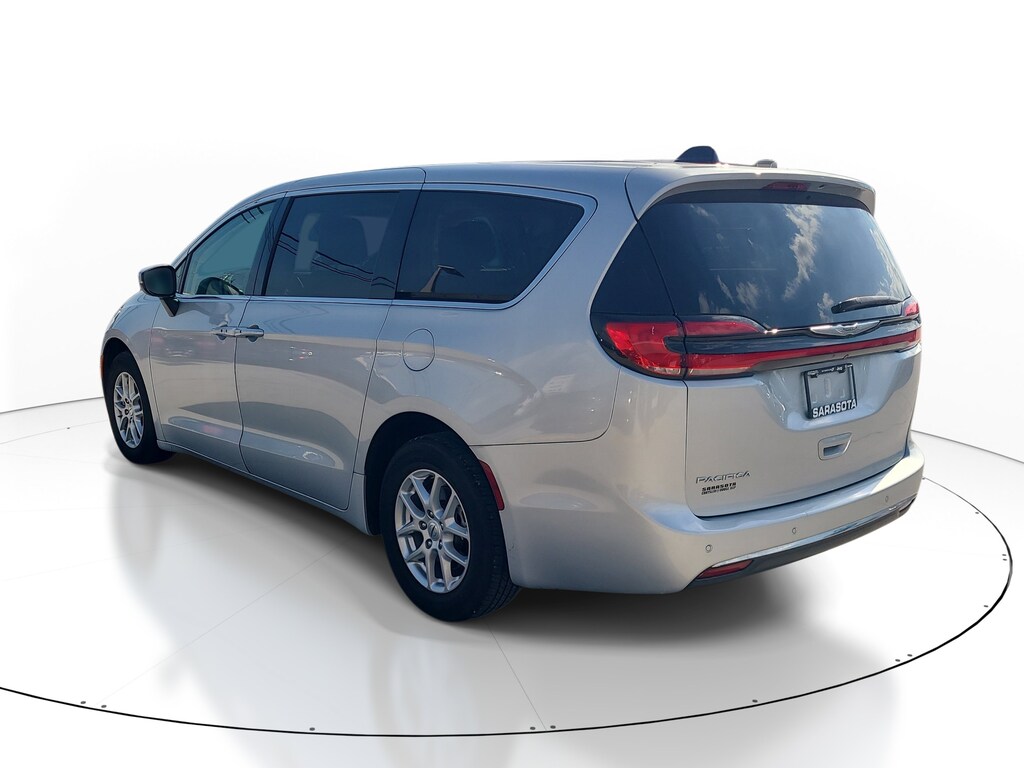 Used 2023 Chrysler Pacifica Touring L Van Passenger Van